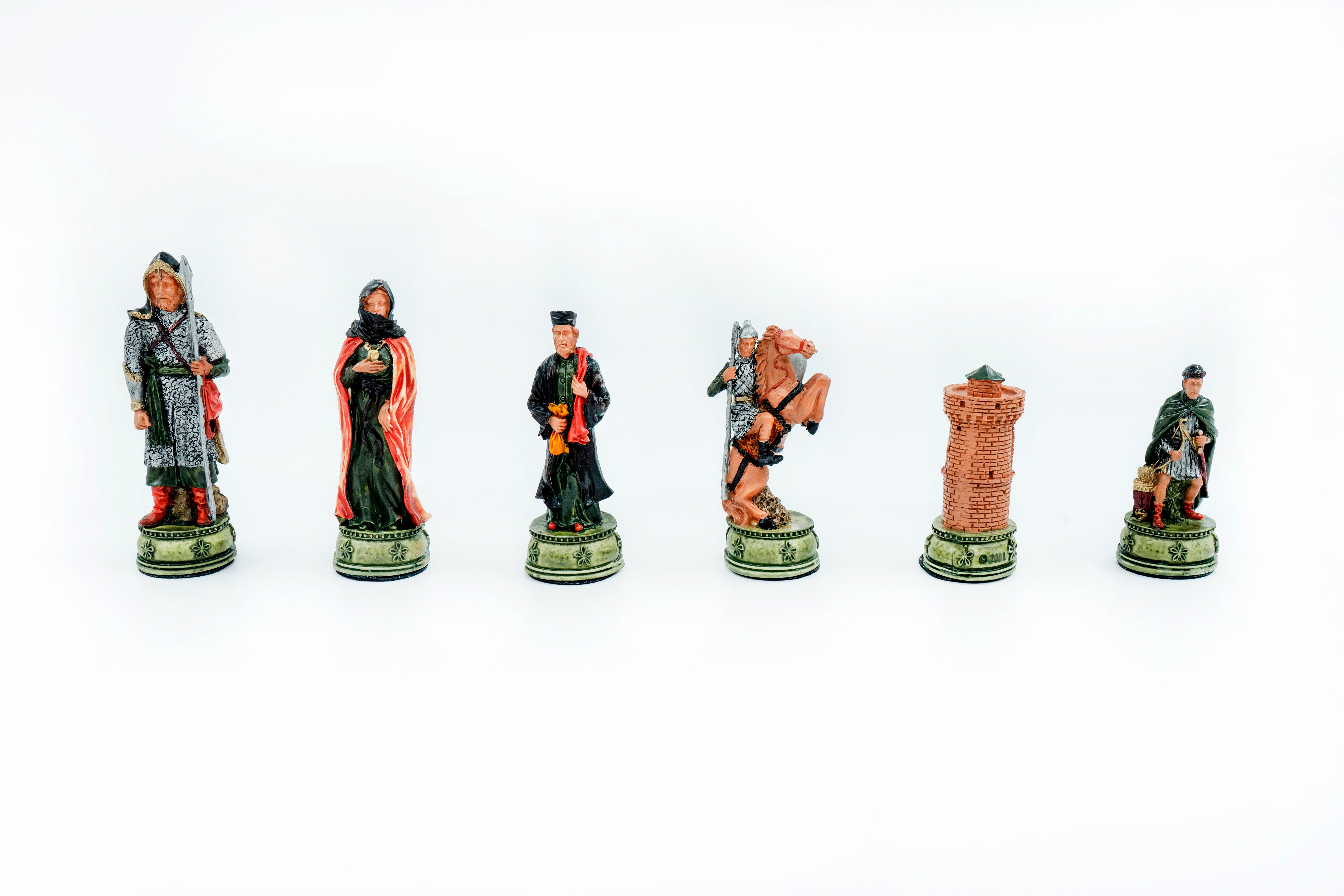 Storage Chess Set with Hand-painted Camelot King Arthur Figures | 37 CM (15") Storage Chess Board | British English Themed Figures