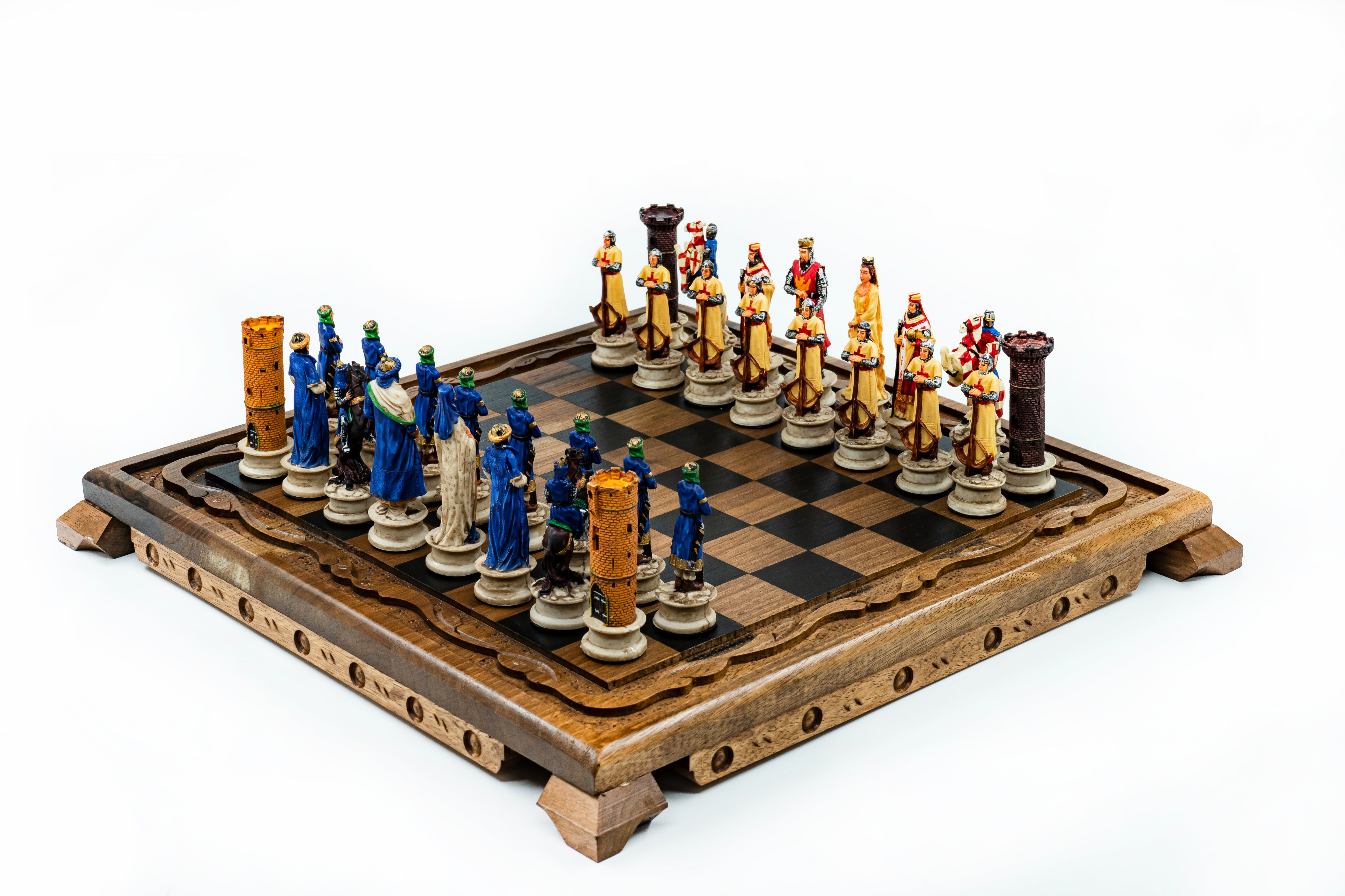 Selahaddin Eyyubi vs Crusader Solid Wood Chess Set | Handpainted | Hand-Carved Board– 36 cm (14 inch)