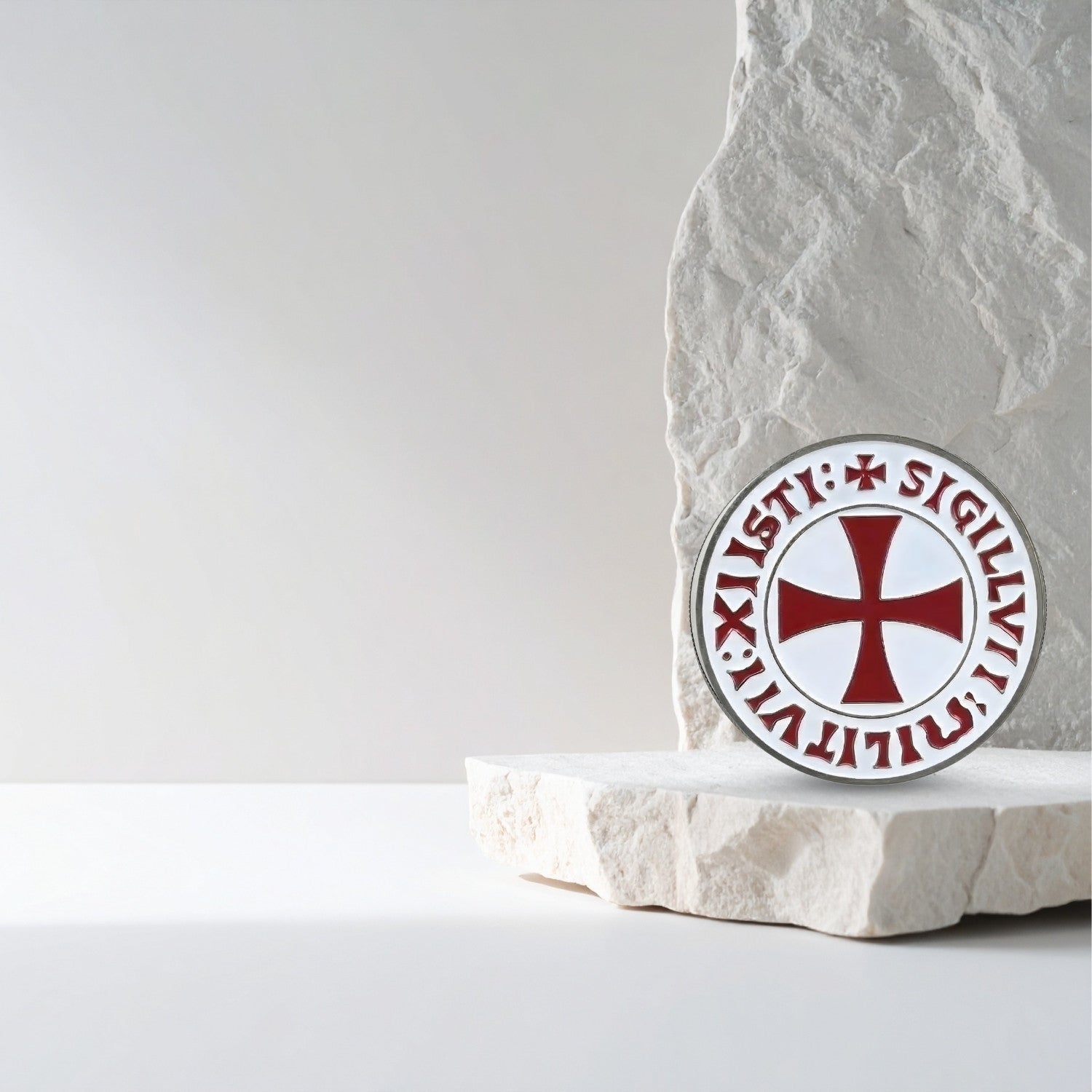 Knight Templar Collectible Coin – Medieval Warrior Metal Token – Inspirational Gift for Chess Lovers, Strategy Players & Collectors - Model 4 - Cooper Chess